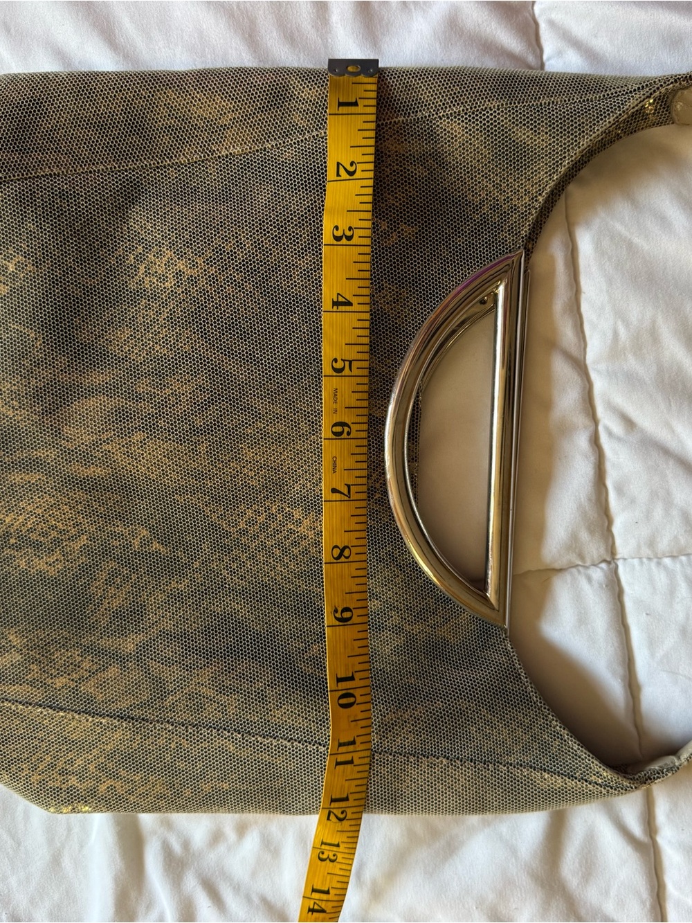 Stuart Weitzman Metallic Silver Python Print Bag - Picture 6 of 8